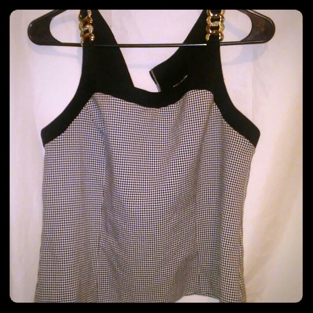 Sleeveless Blouse